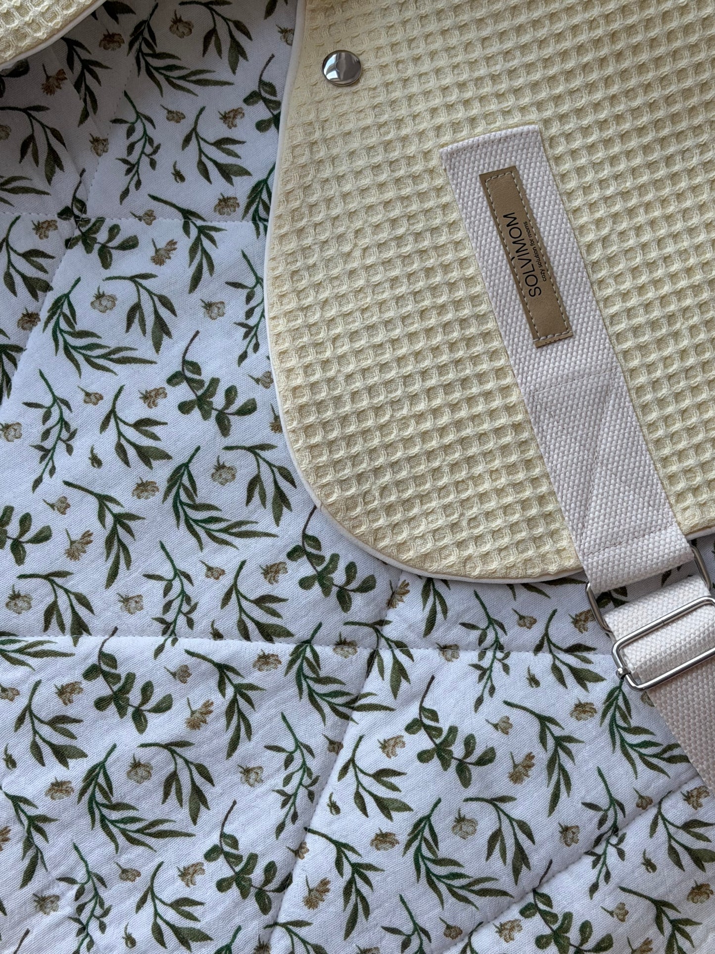 Solvimom Premium Carrier - Lemon Souffle