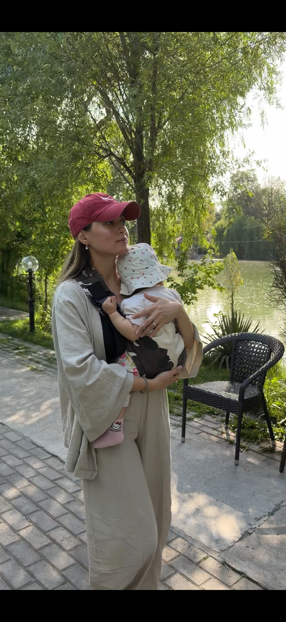 Solvimom signature sling - Moomy and me