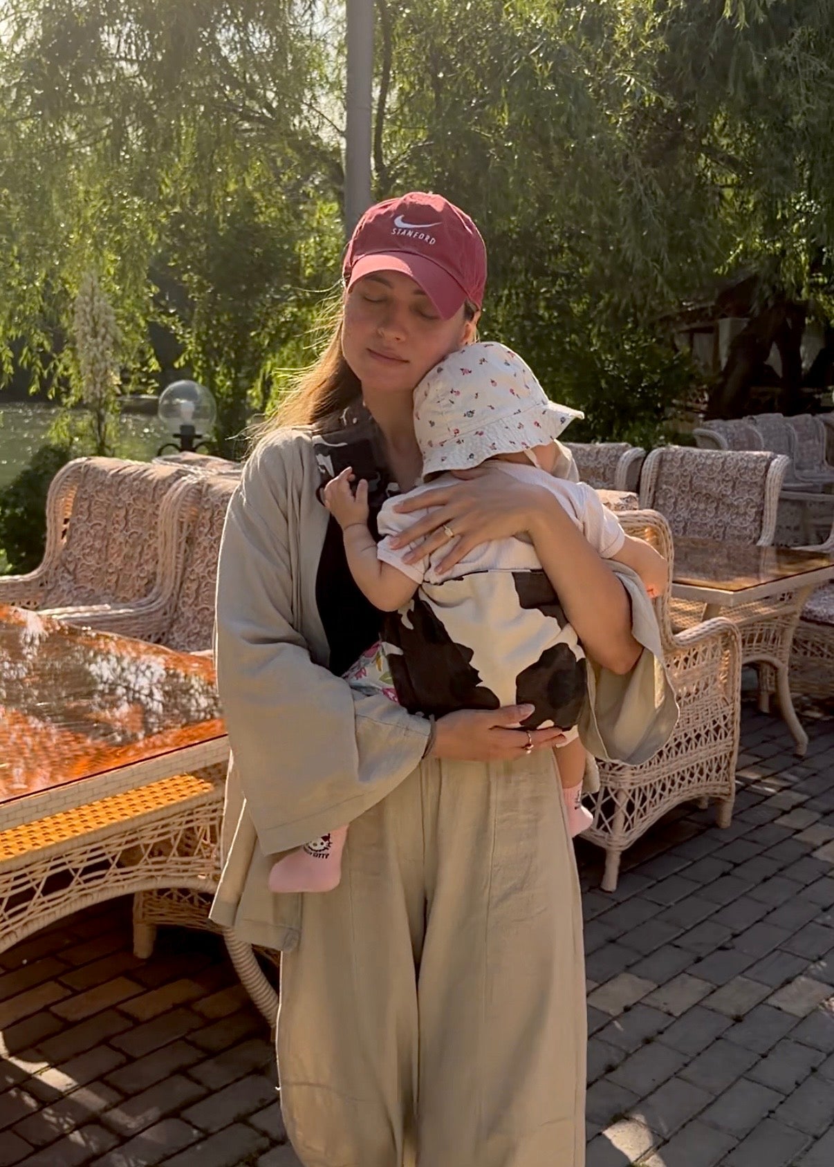 Solvimom signature sling - Moomy and me